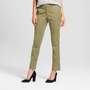 Women's Embroidered Slim Chino Pants